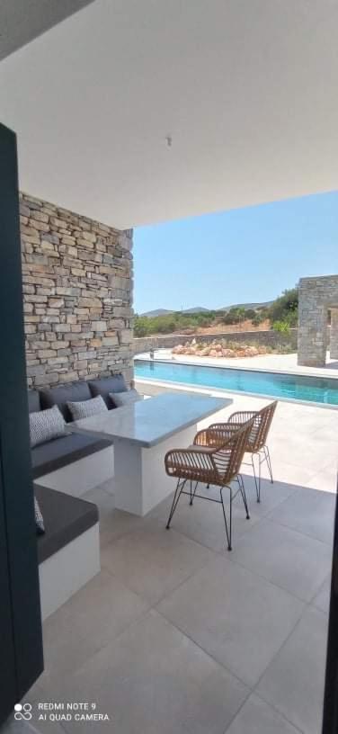 Paros-Memories-Neubau-Villen, Sportpool Aspro Chorio Exterior photo