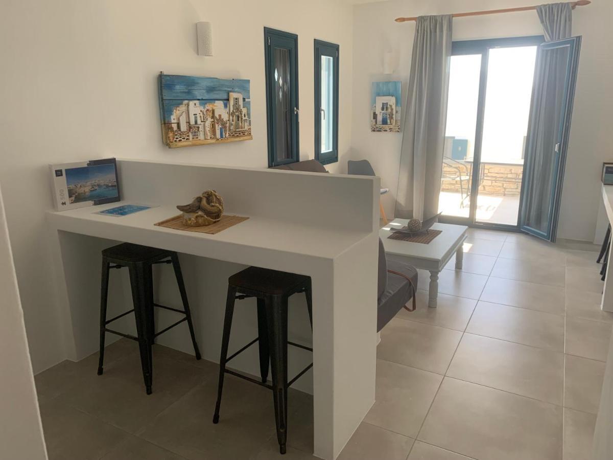 Paros-Memories-Neubau-Villen, Sportpool Aspro Chorio Exterior photo