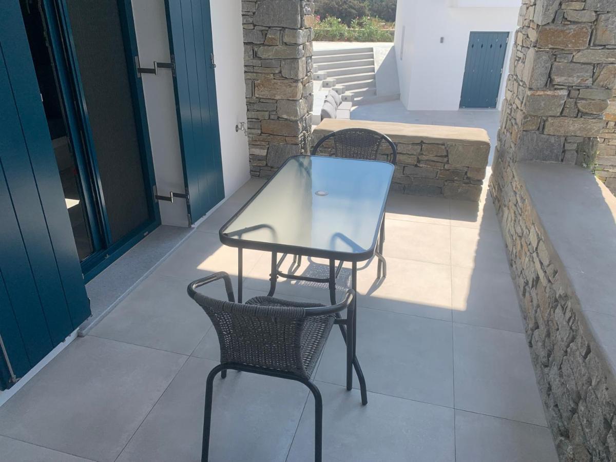 Paros-Memories-Neubau-Villen, Sportpool Aspro Chorio Exterior photo
