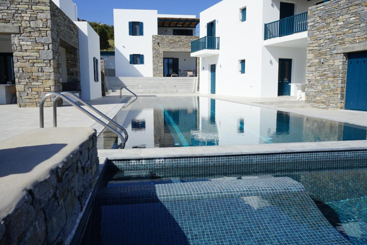 Paros-Memories-Neubau-Villen, Sportpool Aspro Chorio Exterior photo