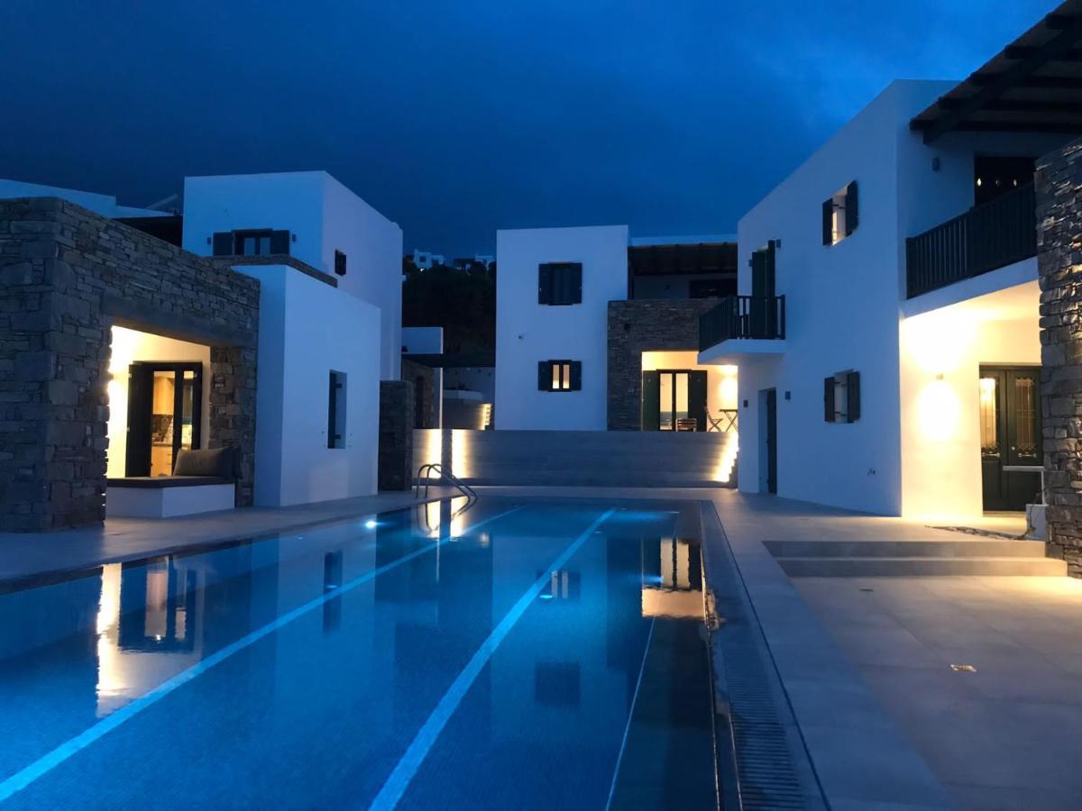 Paros-Memories-Neubau-Villen, Sportpool Aspro Chorio Exterior photo